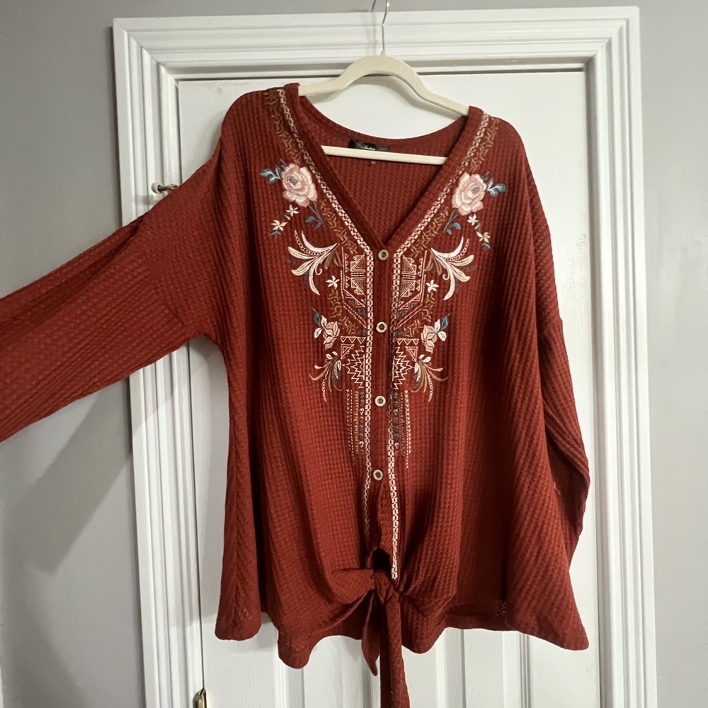 Andree by unit top